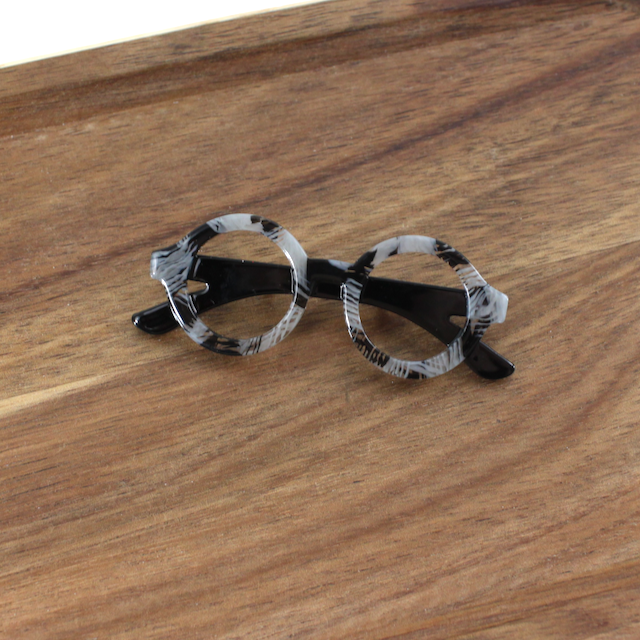B24070 Glasses Pin