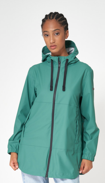 C3215 Raincoat '26