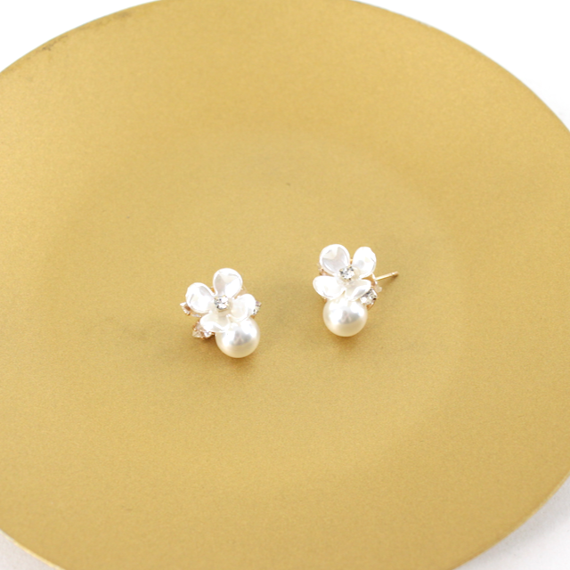 E26140 Earring