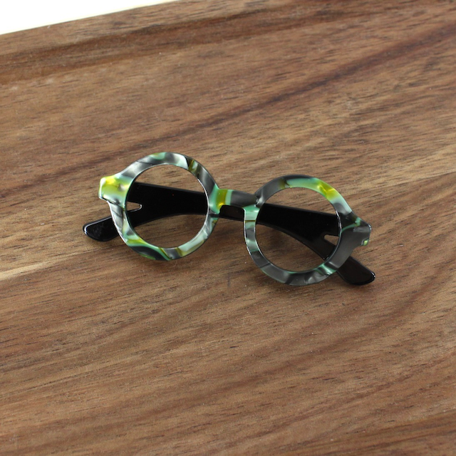 B24070 Glasses Pin