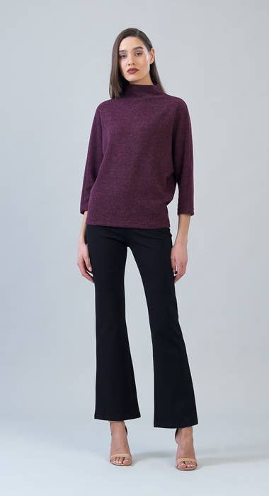T223WR4 Sweater