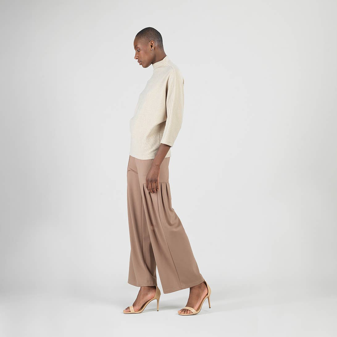 T223WR4 Sweater