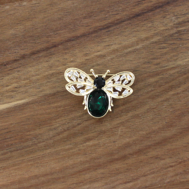 B26069 Bee Pin