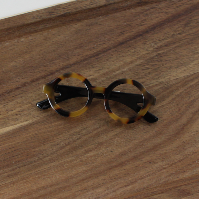 B24070 Glasses Pin