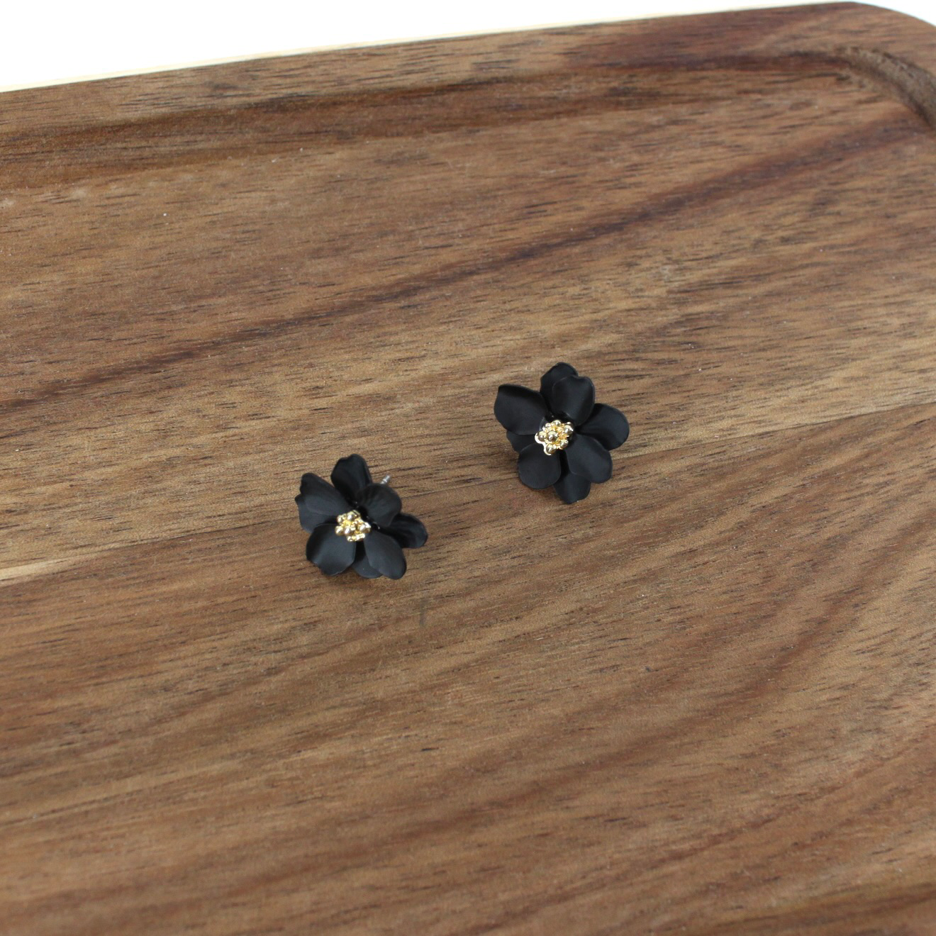 E24287 Flower Earrings