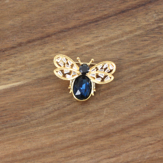 B26069 Bee Pin