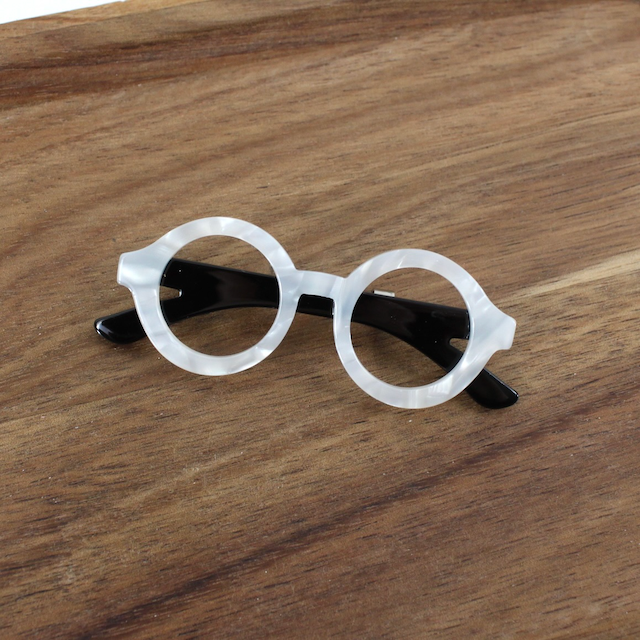 B24070 Glasses Pin
