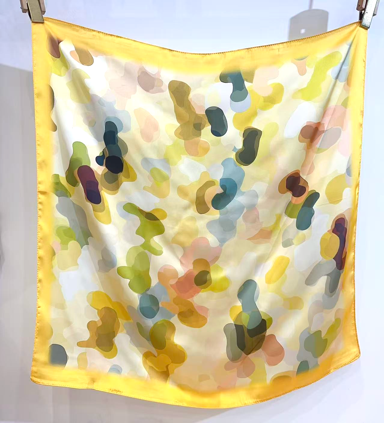 S26050 Mirage Sq Scarf