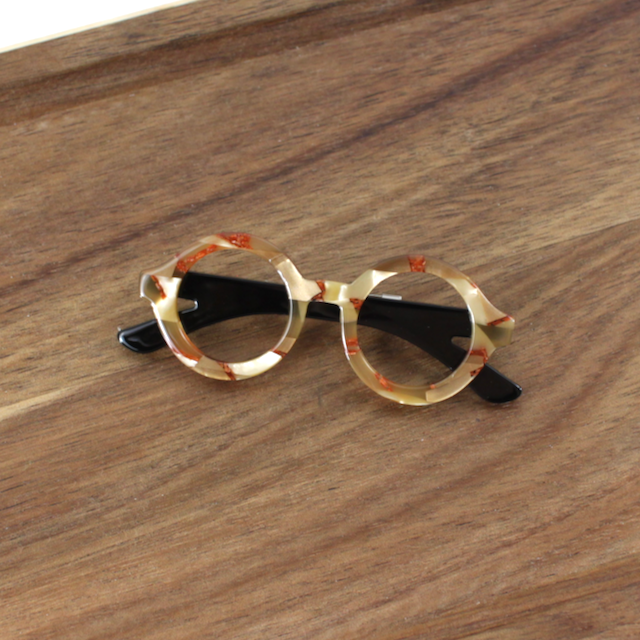B24070 Glasses Pin