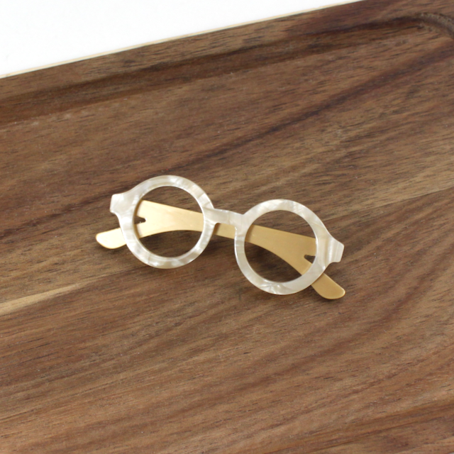 B24070 Glasses Pin