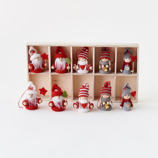 EM1886 Santa Ornament