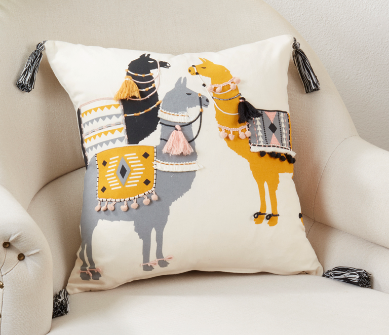 276 Llama Pillow 18"