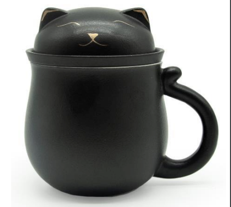 Lucky Cat Mug w/Strainer