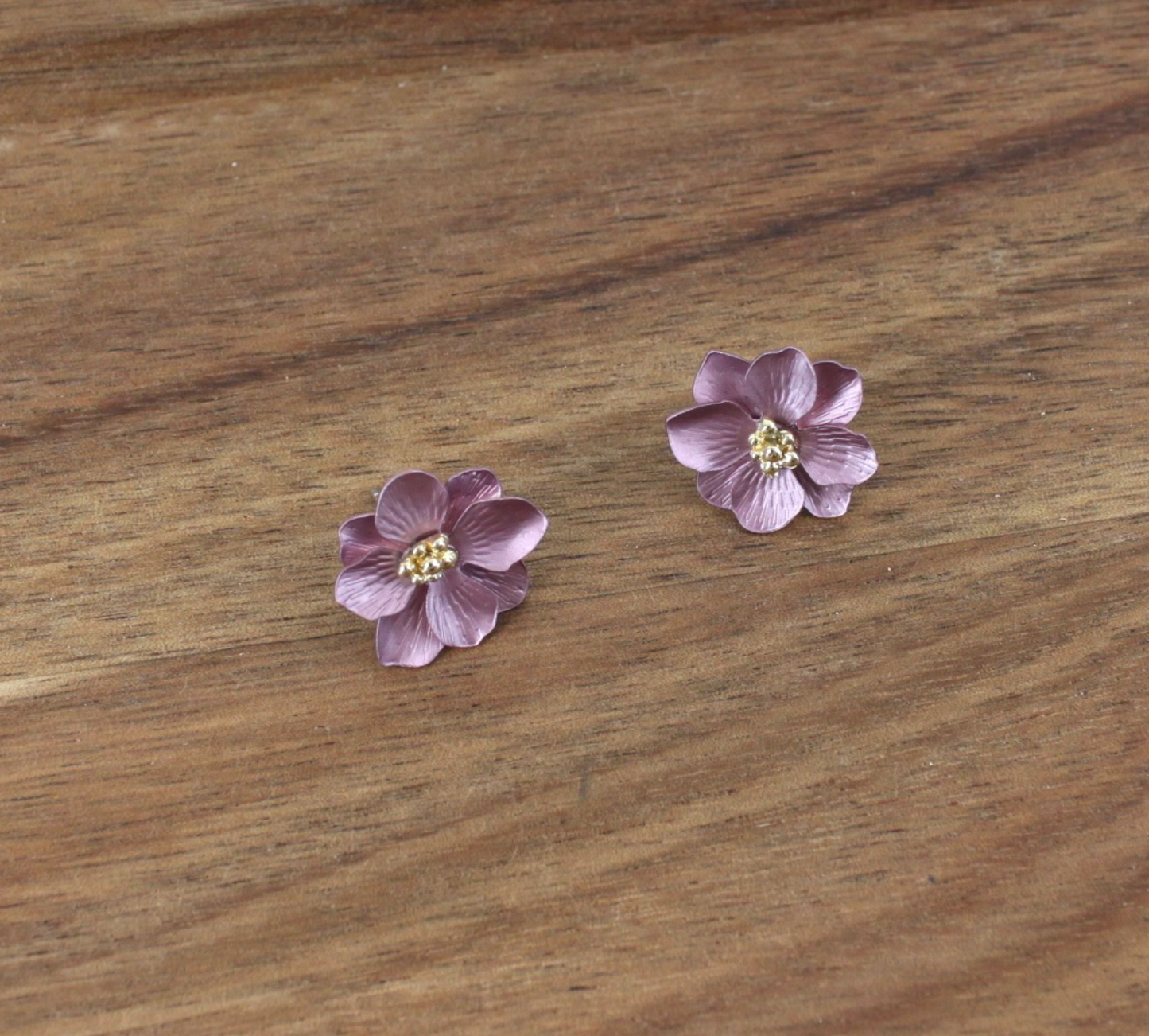 E24287 Flower Earrings