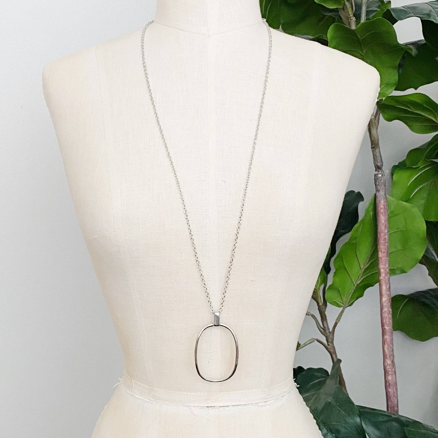 Oval Pendant Necklace