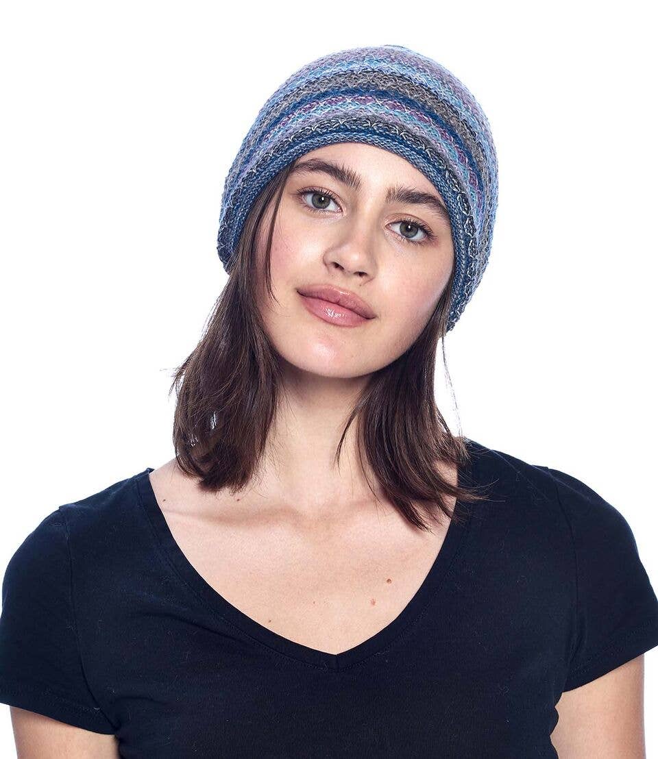 Alpaca Beanie Printed Berry
