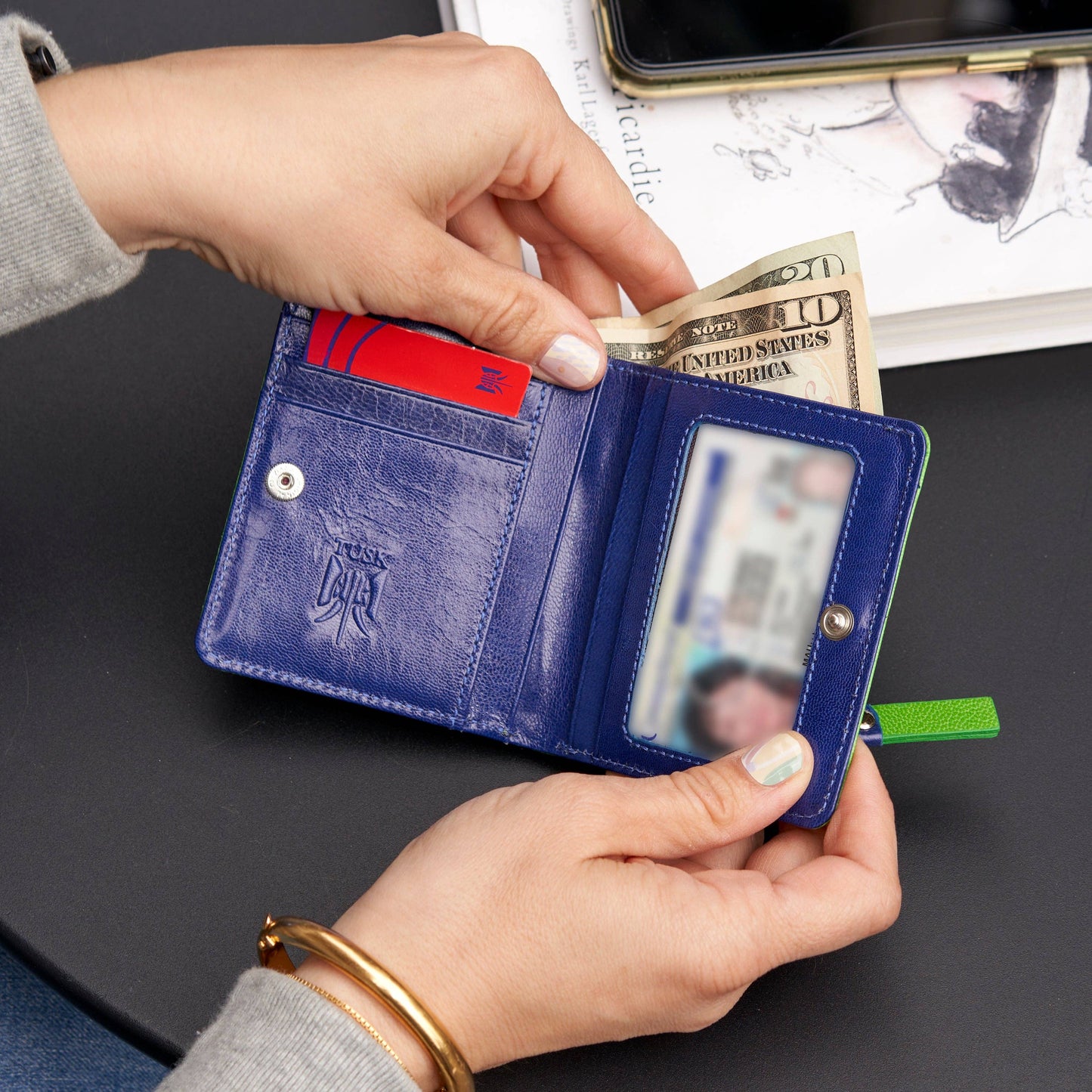 Snap Wallet LB486