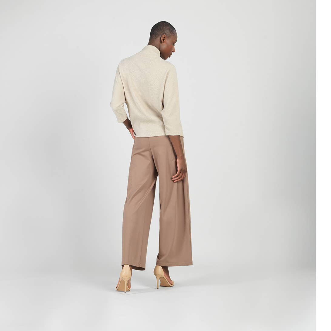 T223WR4 Sweater