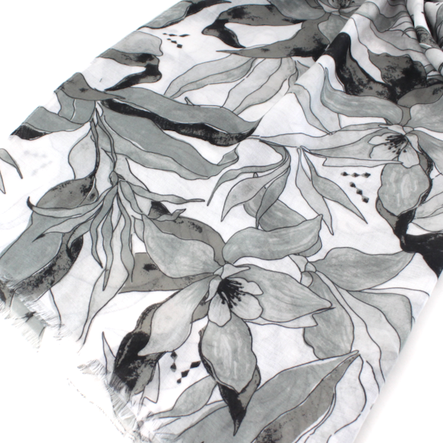 S26034 Floral Scarf