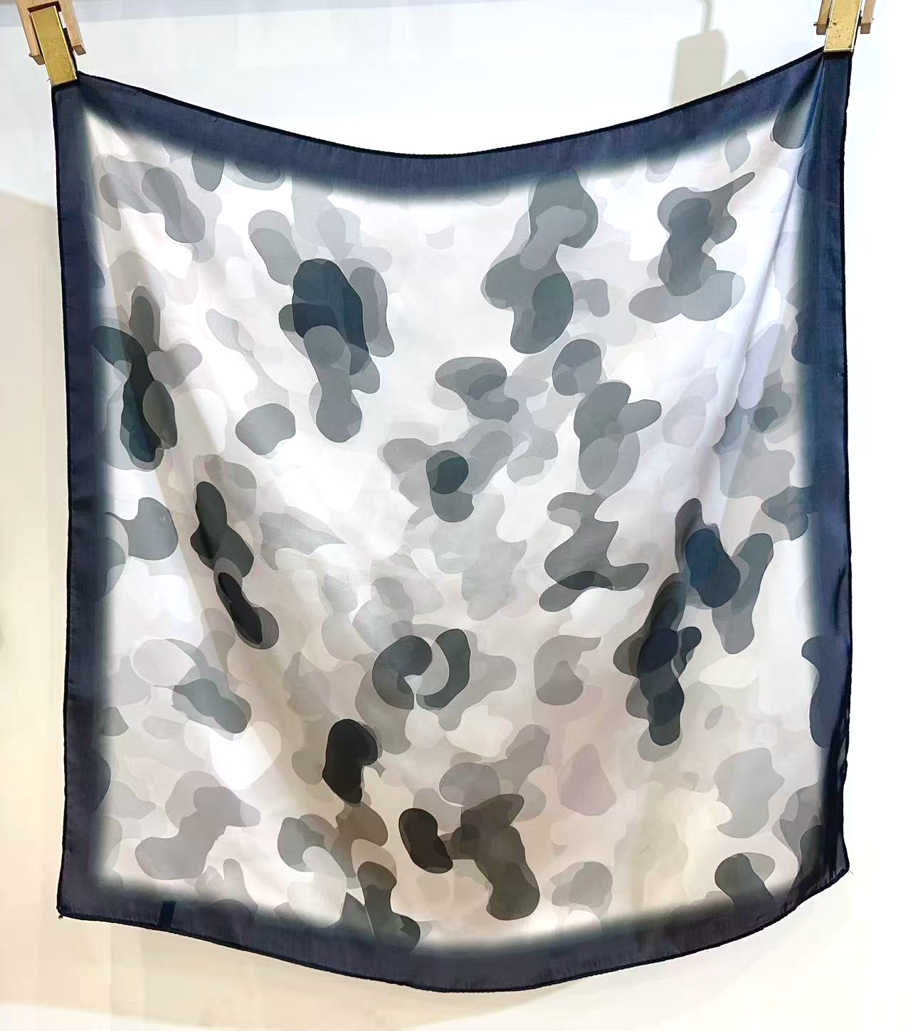 S26050 Mirage Sq Scarf