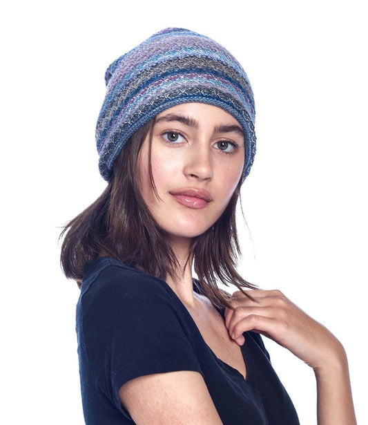 Alpaca Beanie Printed Berry